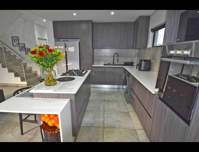 3 BEDROOM HOUSE FOR SALE IN EDENBURG